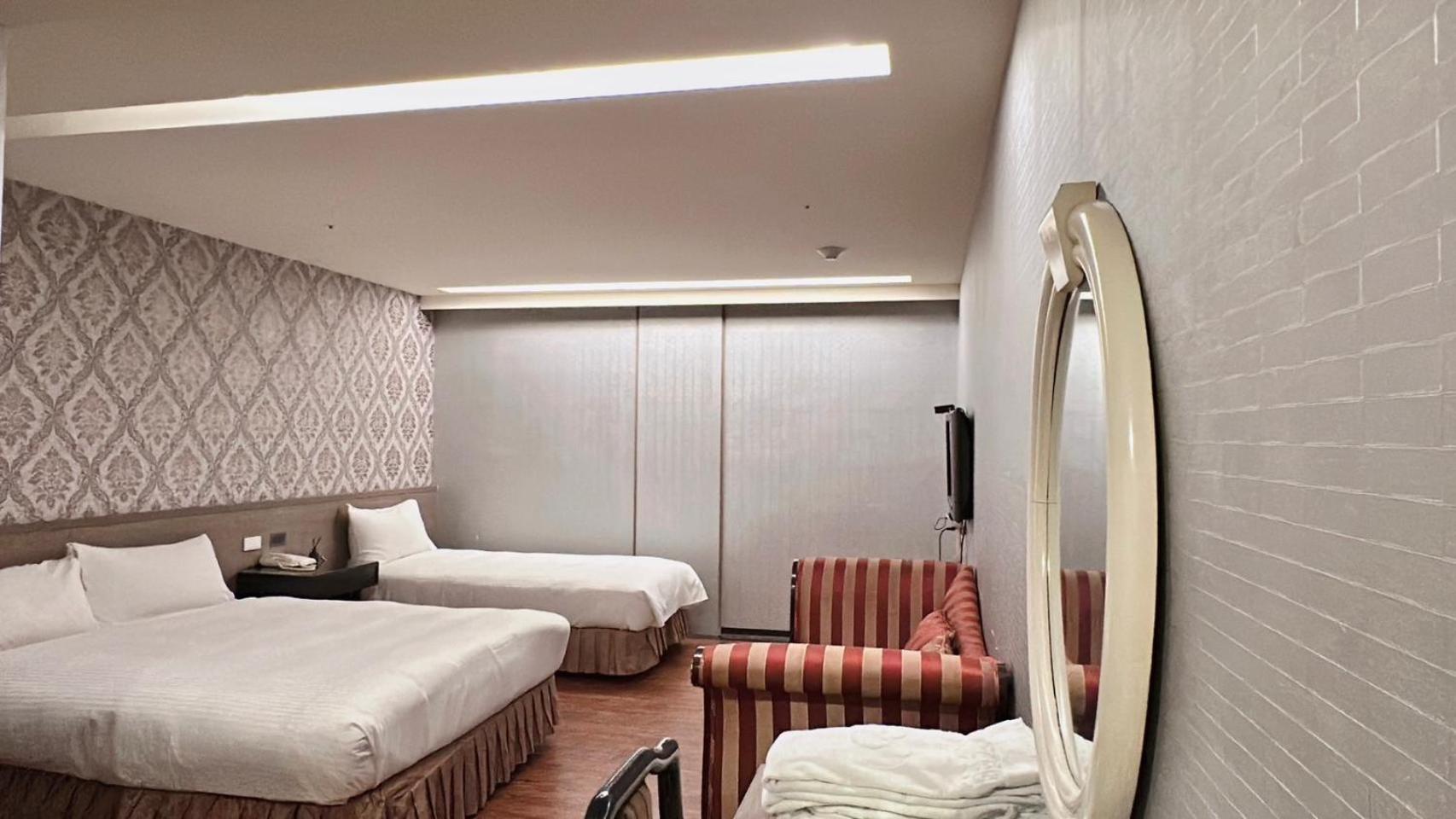คริสตัล ซิตี้ โฮเทล Hotel จงลี่ ภายนอก รูปภาพ