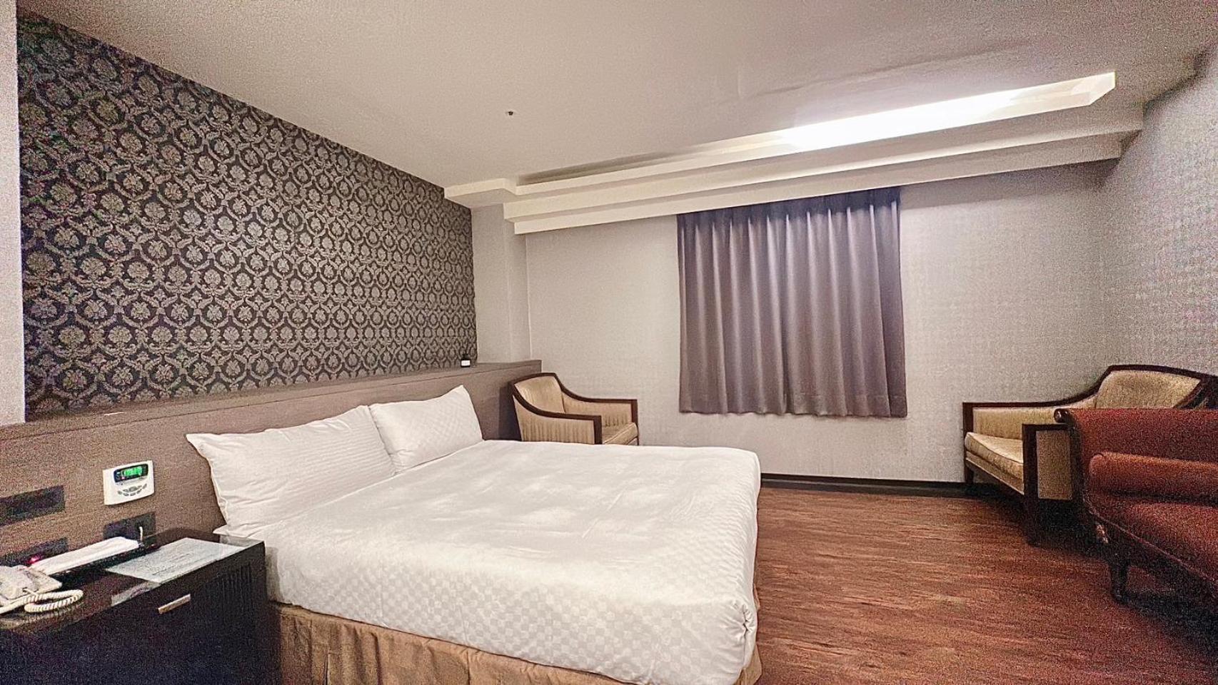 คริสตัล ซิตี้ โฮเทล Hotel จงลี่ ภายนอก รูปภาพ
